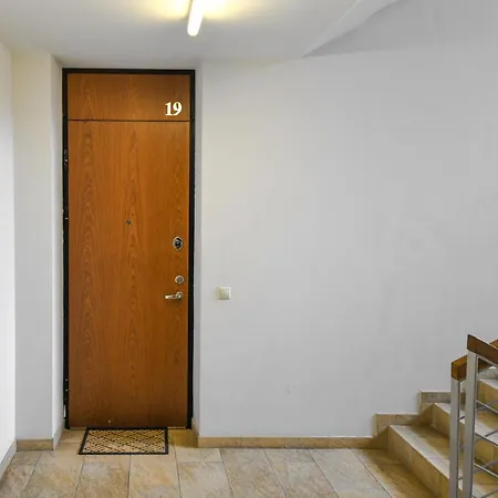 K129 Living In Center Daire *